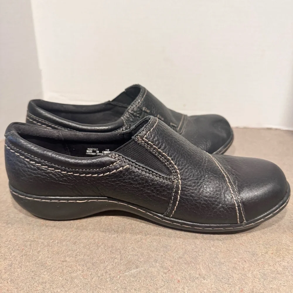 Clarks Collection’s Women’s Ashland Effie Black Slip-on Leather Loafer Size 7.5W